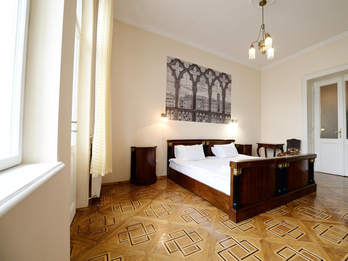 إلفيف The Historical Family Nest In City Centre المظهر الخارجي الصورة