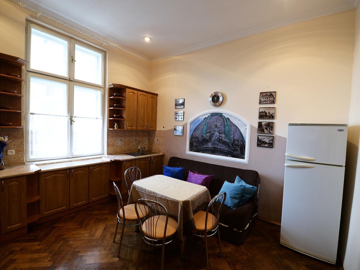 إلفيف The Historical Family Nest In City Centre المظهر الخارجي الصورة